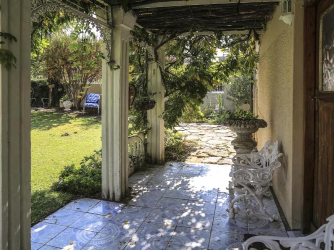 The Green Acorn Guest House Ficksburg Dış mekan fotoğraf