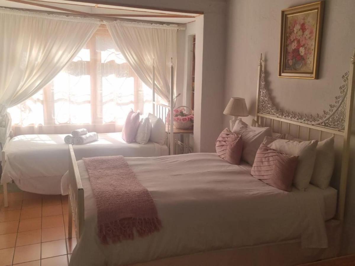 The Green Acorn Guest House Ficksburg Dış mekan fotoğraf